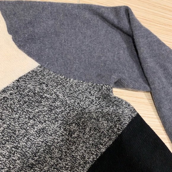 Paul Smith Sweater - Picture 3 of 6